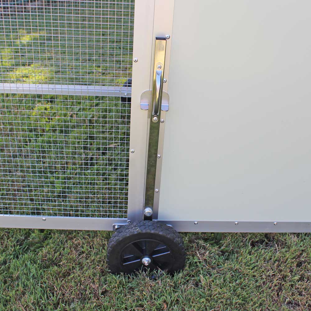 Mobile chicken coop design